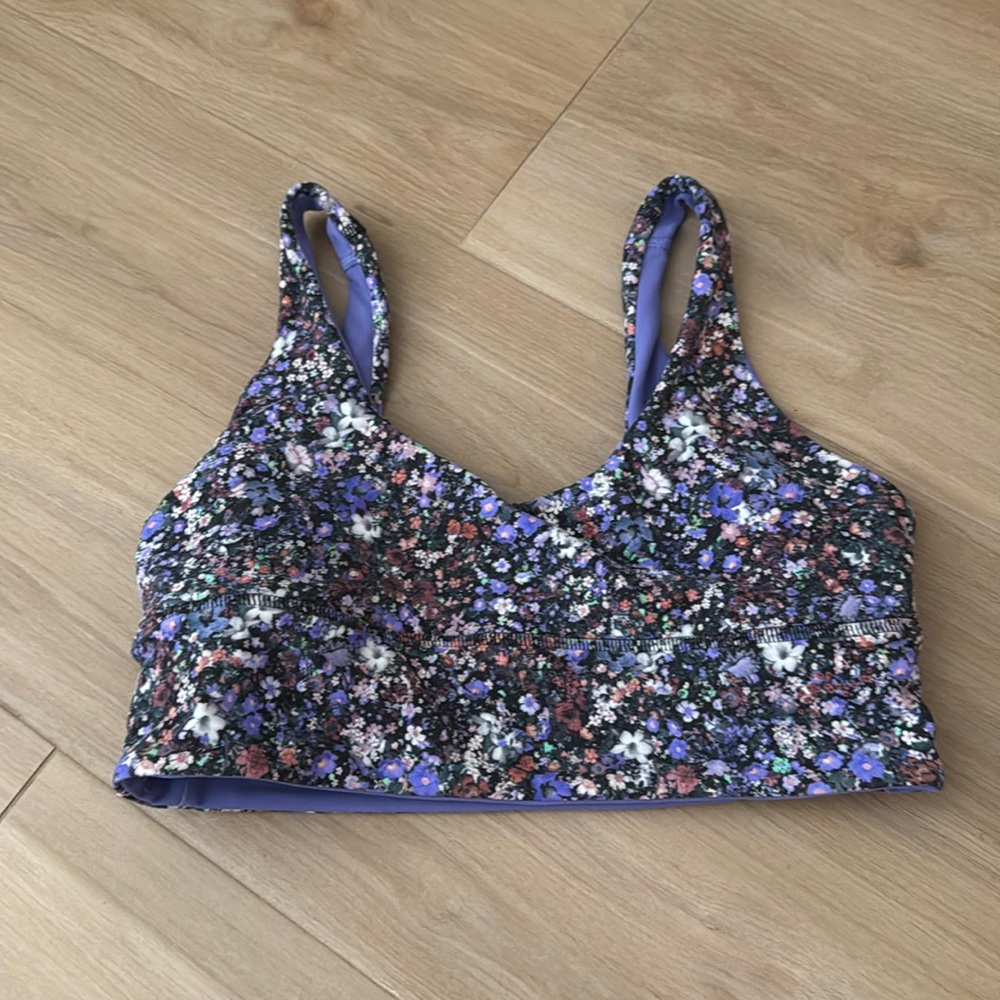lululemon Align Bra A/B Cup
Flower Burst Multi/Charged Indigo size 8